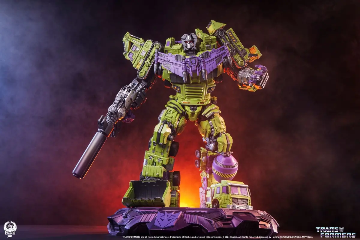 Transformers: Devastator (Pre-Order) 1