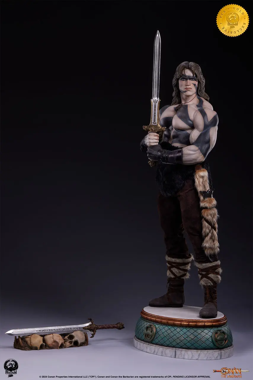 Conan The Barbarian (1982): Conan Warpaint Gold Exclusive Temple Base 1