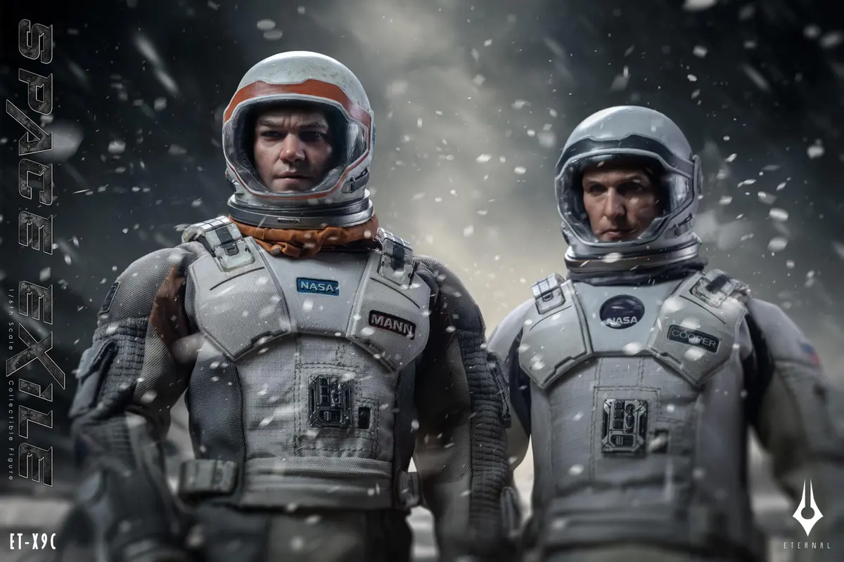 Interstellar (2014): Space Exile Joseph Cooper And Dr. Mann Bonus Set 1