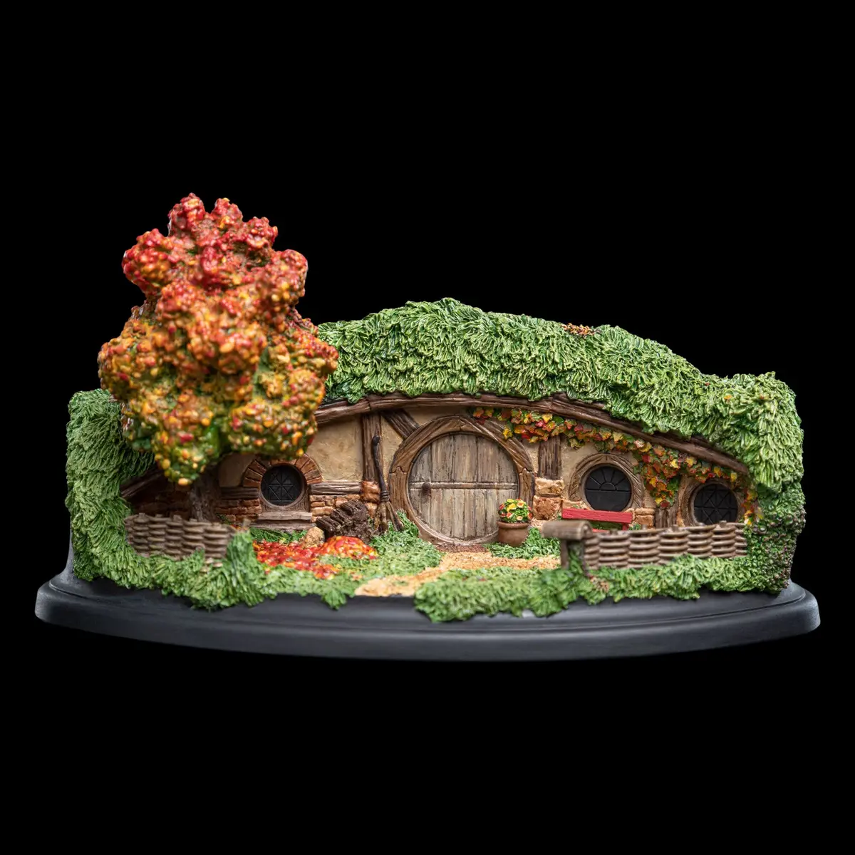 Hobbit Holes 18 Gardens Smial 1