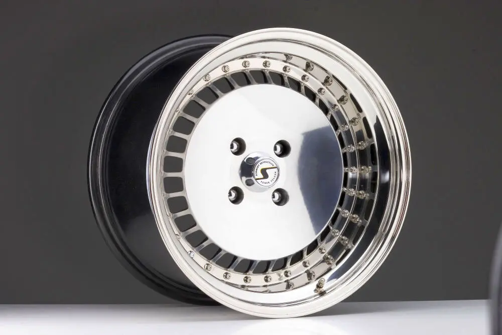 17" Schmidt Th Line 2 Piece Wheel 1