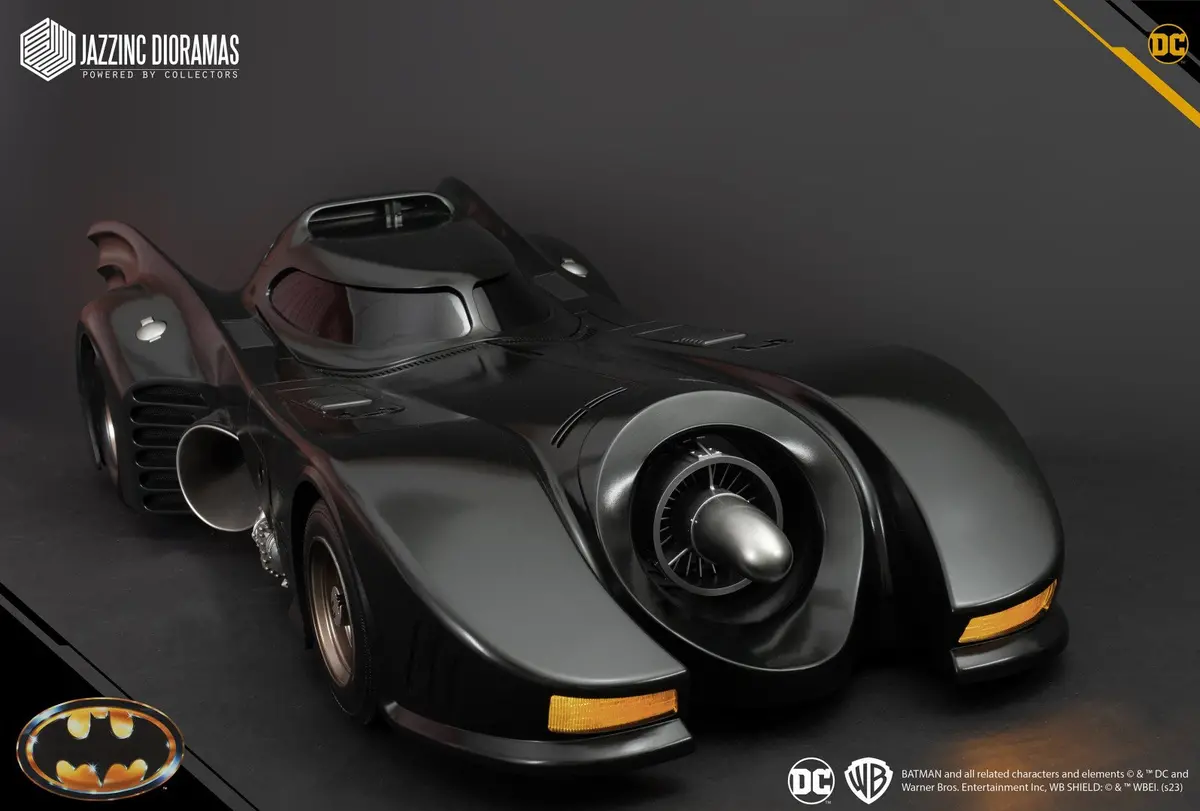 Batman (1989): Batmobile Ultimate Signature Edition 1