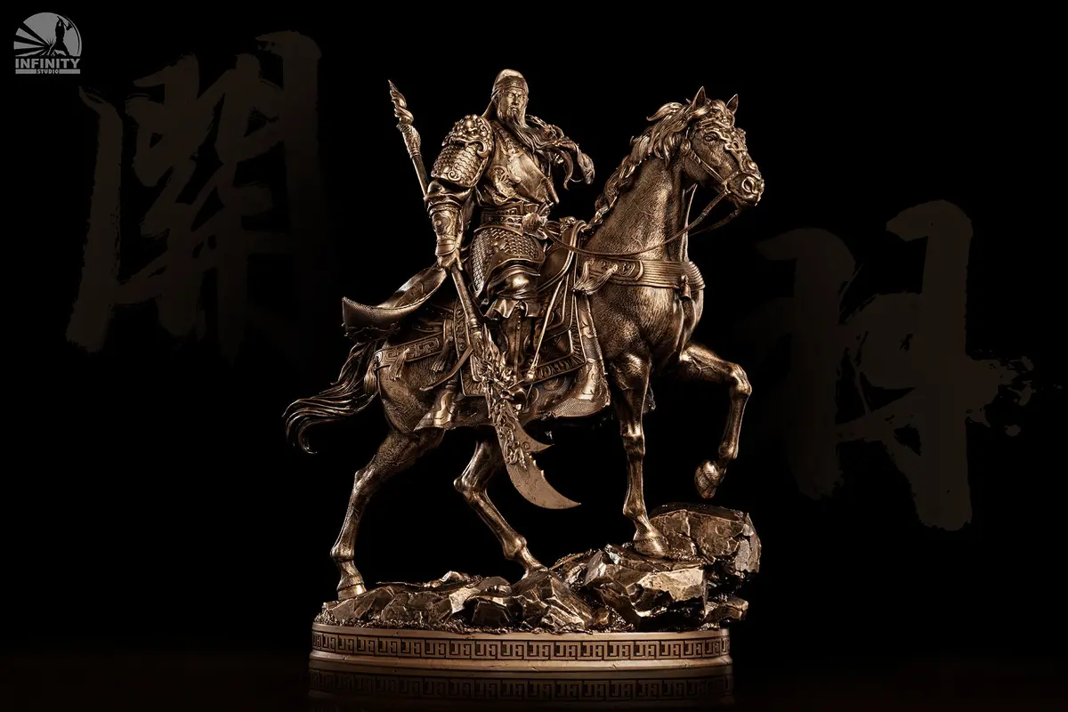 Three Kingdoms Generals: Blade-Wielding Guan Yu Statue (Bronze Version) (Pre-Order) 1
