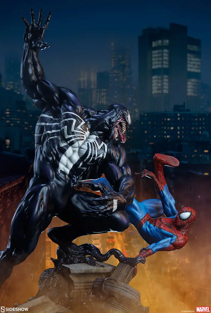 Marvel Comics: Spider-Man Vs Venom Maquette 1