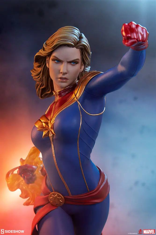 Avengers Assemble Captain Marvel Statue 1
