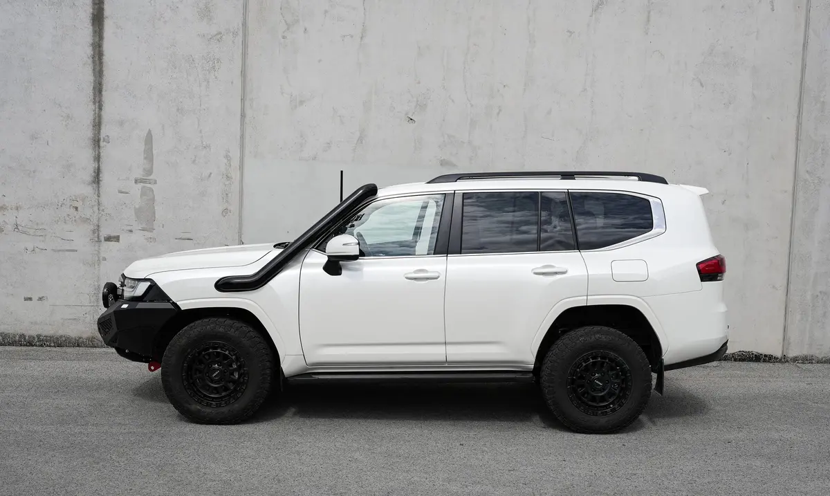 Toyota Landcruiser 300 Series Fatz Fabrication 4″ Stainless Snorkel 1
