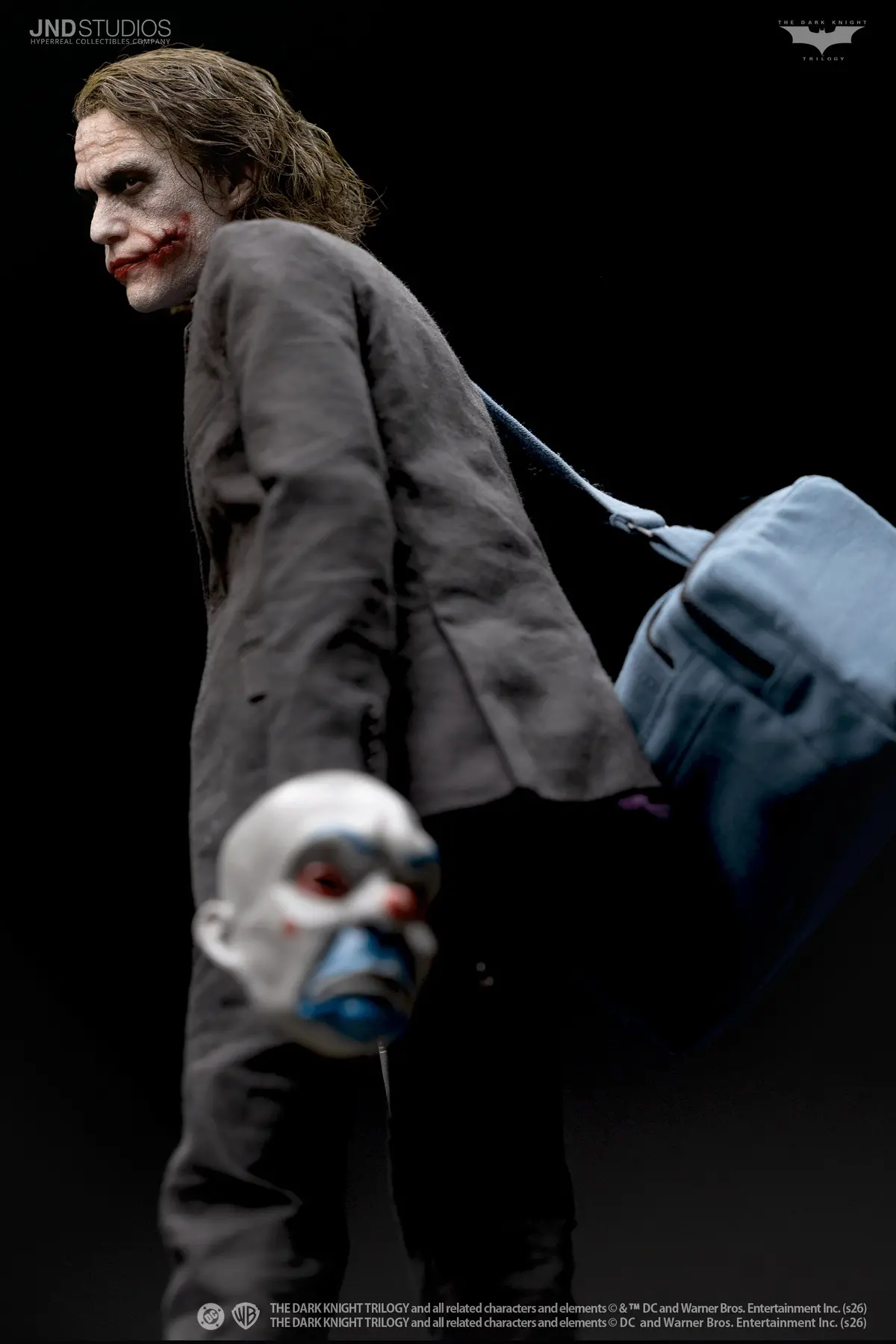Dc The Dark Knight (2008): The Joker Bank Robber 1/6 Scale Full Figure 1