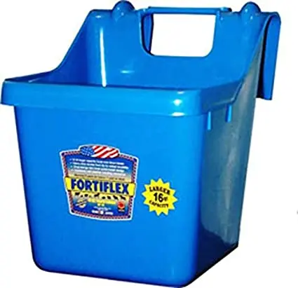 Fence Feeder 16 Qt - Blue 1