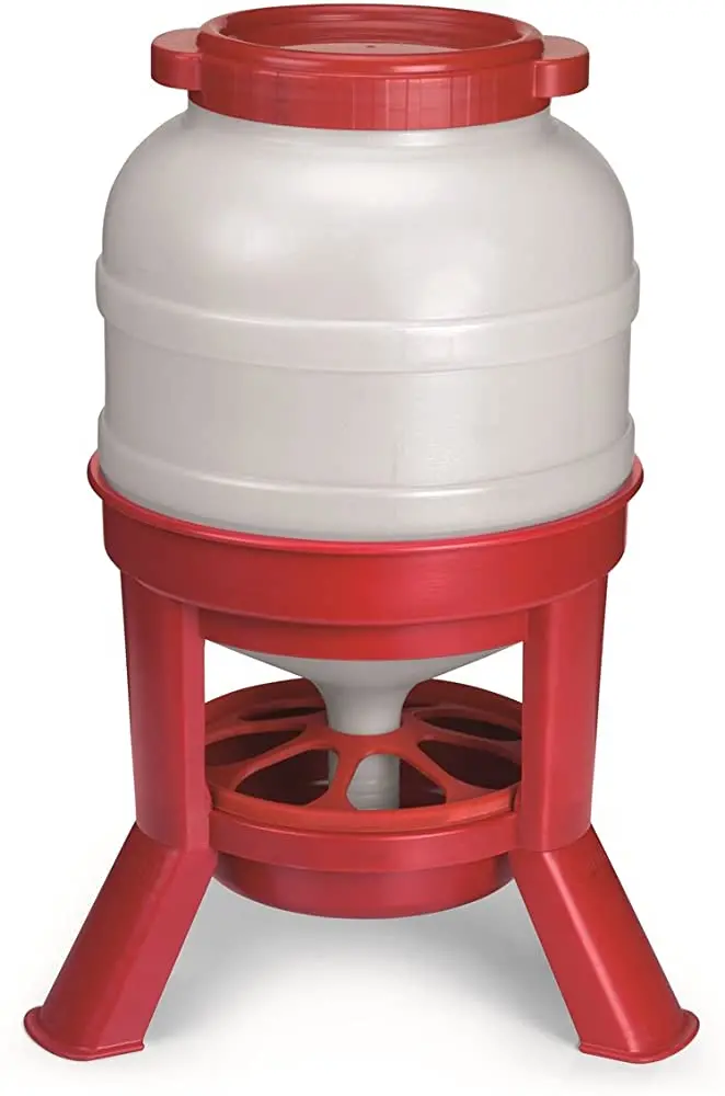 45 Lb Plastic Dome Feeder 1