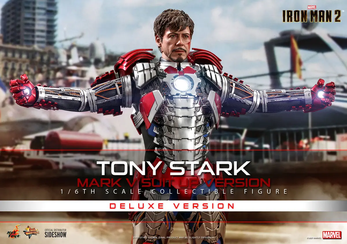 Marvel Iron Man 2: Tony Stark (Mark V Suit Up Version) Deluxe 1