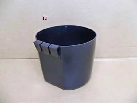Coop Cup "F" Small Round Feeder 1