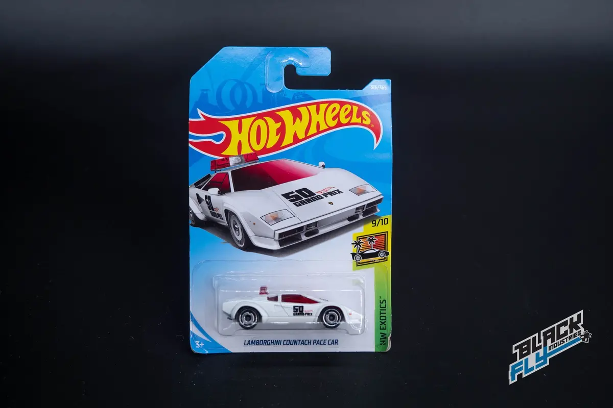 Hot Wheels - Lamborghini Countach Pace Car 1