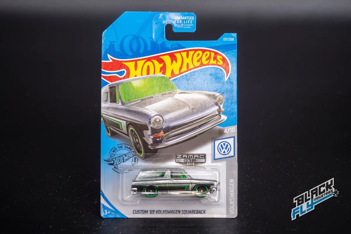 Hot Wheels - Custom '69 Volkswagen Squareback - Grey 1