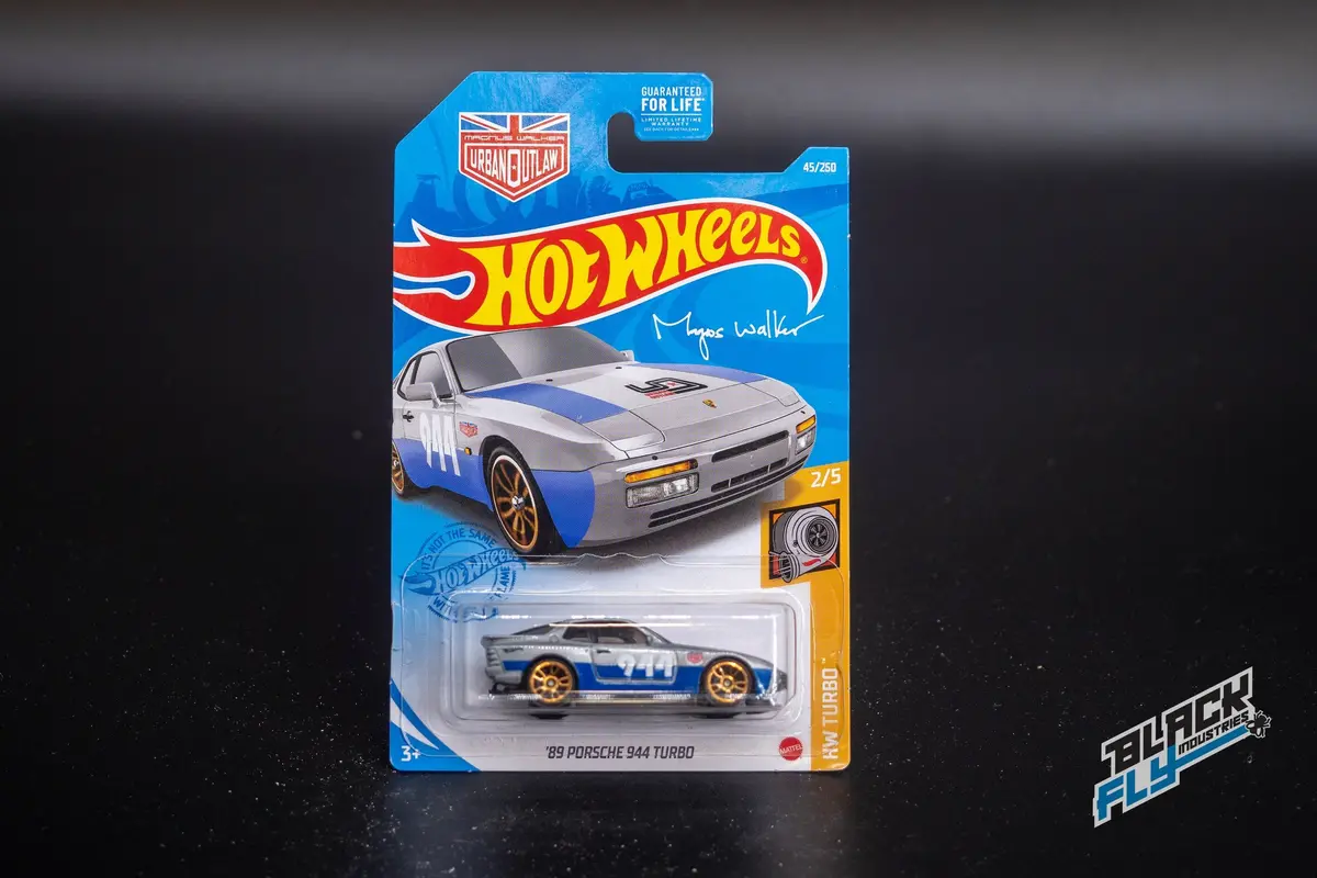 Hot Wheels - 89 Porsche 944 Turbo - Magnus Walker 1