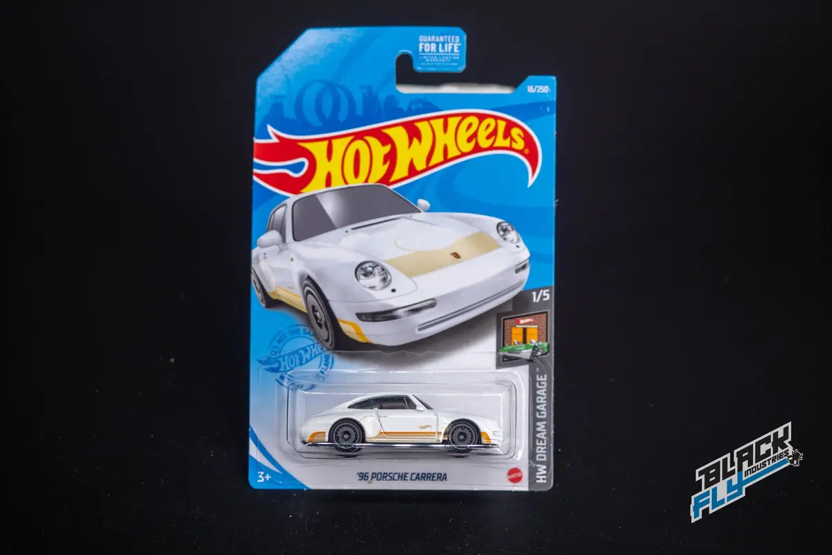Hot Wheels - 96' Porsche Carrera - Dream Garage 1