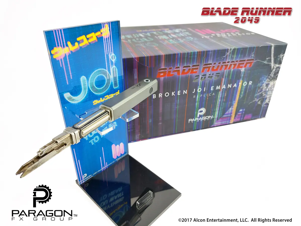 Blade Runner 2049 (2017): Joi (Broken) Emanator (Pre-Order) 1