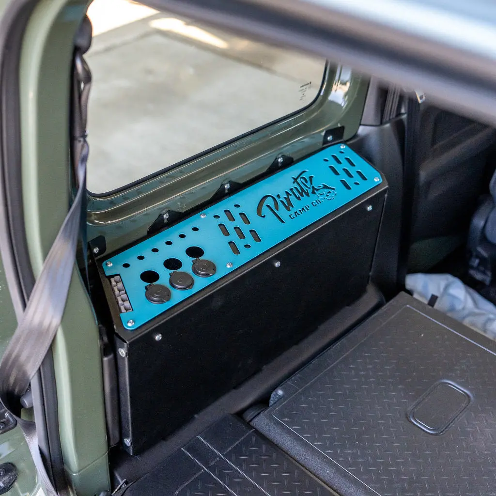Pirate Camp Co Auxiliary Battery Mount & Power Panel (Jb74 3 Door Jimny) 1