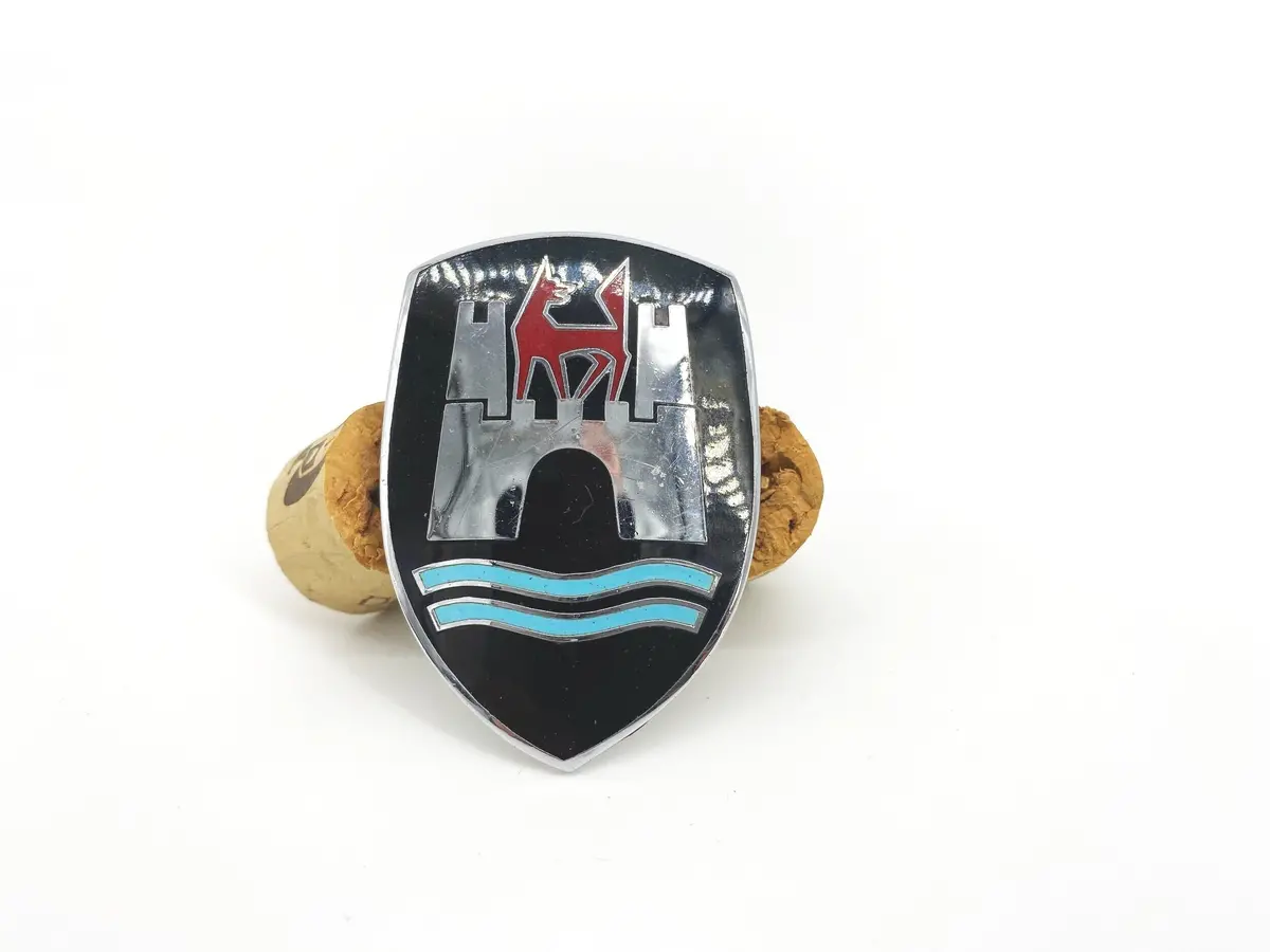 Volkswagen Type 1 Beetle Hood Crest 60-63 1
