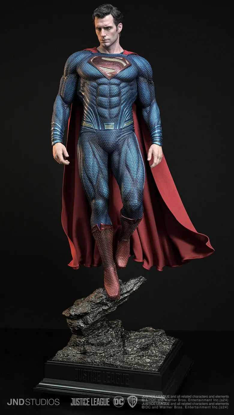 Dc Justice League: Superman Blue Suit 1:3 Scale 1