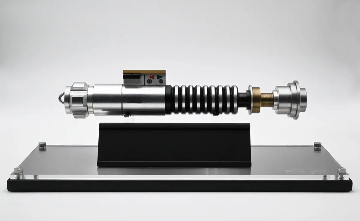 Star Wars The Mandalorian: Luke Skywalker Lightsaber Limited Edition 1
