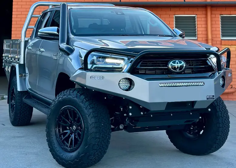 Toyota Hilux (2015-2025) N80 Gun Phat Bars 4" Stainless Snorkel (Long Entry) 1