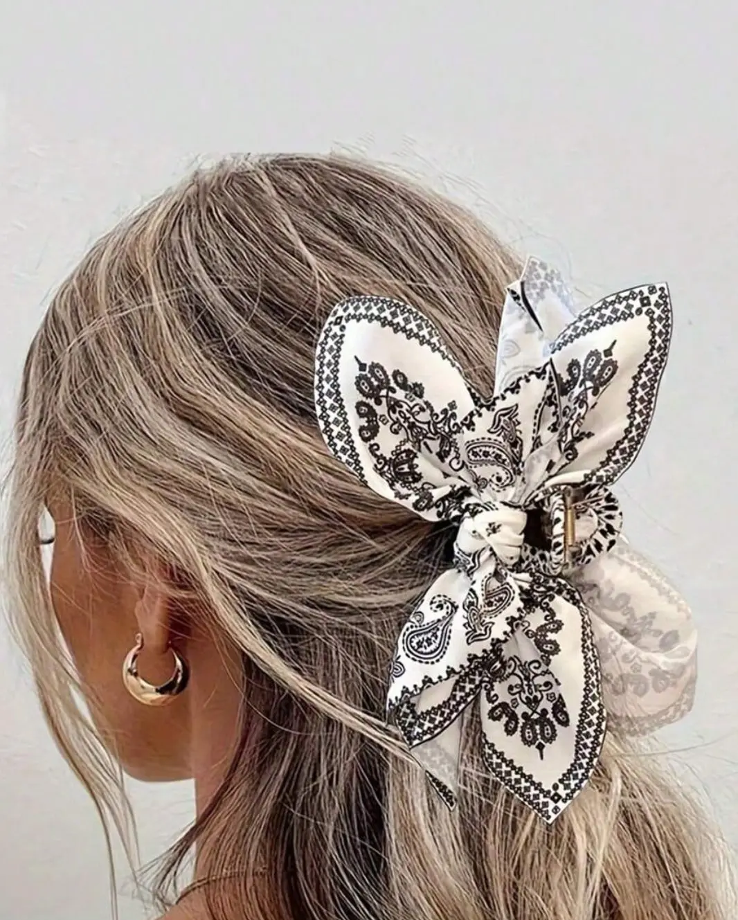 Butterfly Claw Hair Clip With Bow Tie And Tassel 1