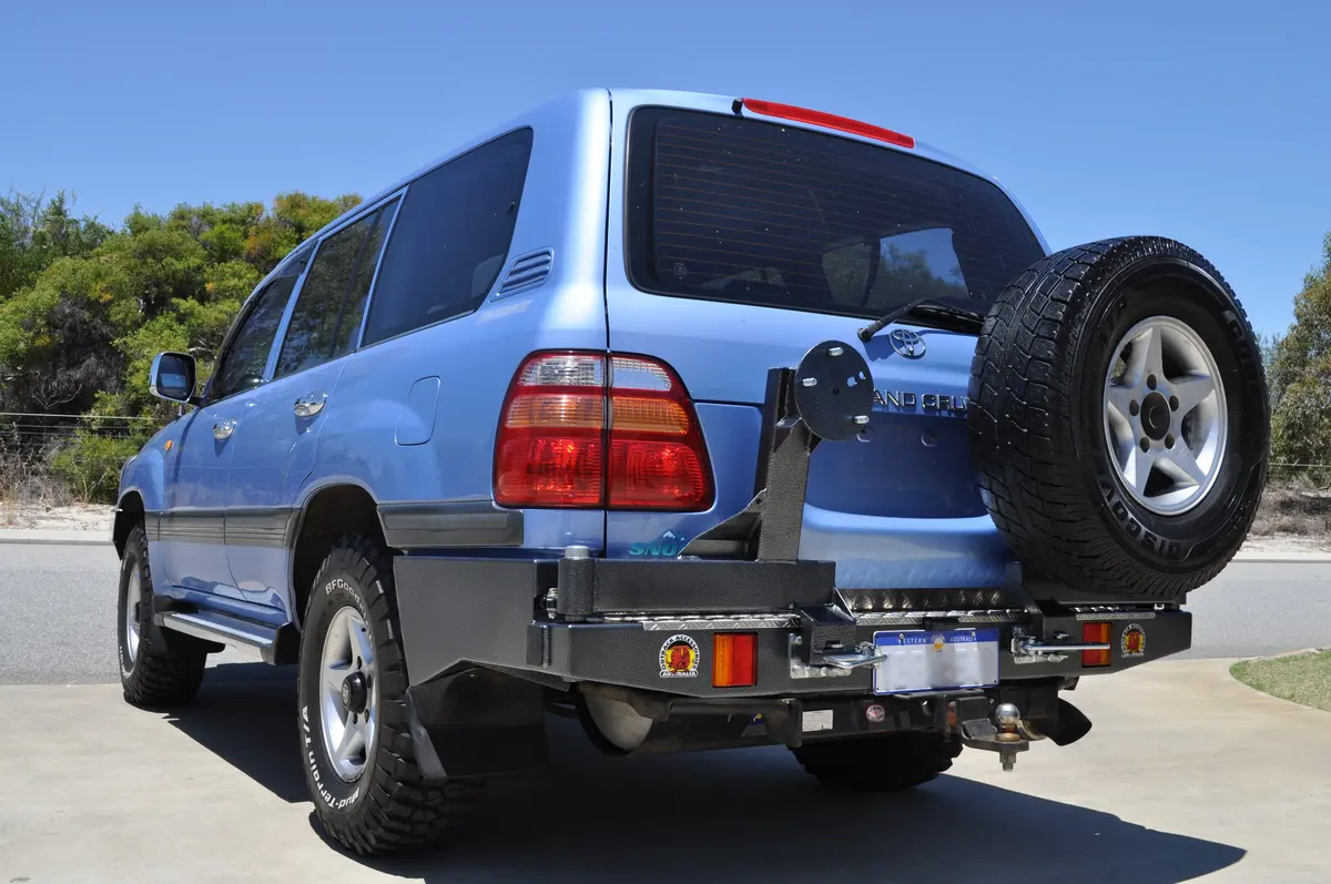 Toyota Landcruiser 100 Series (1998-2007) Live Axle Outback Accessories Rear Bar (Sku: Twc100l) 1