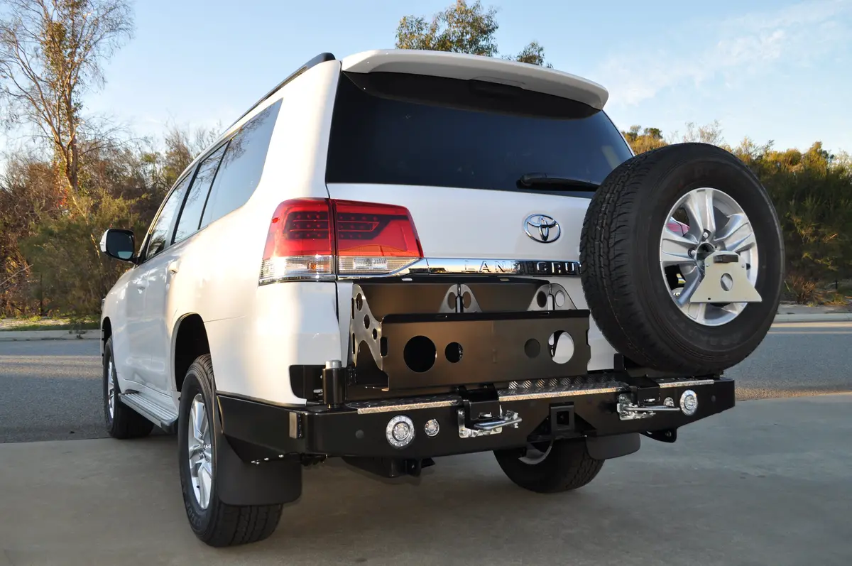 Toyota Landcruiser 200 Series (2015-2021) Outback Accessories Rear Bar (Sku: Twc202) 1