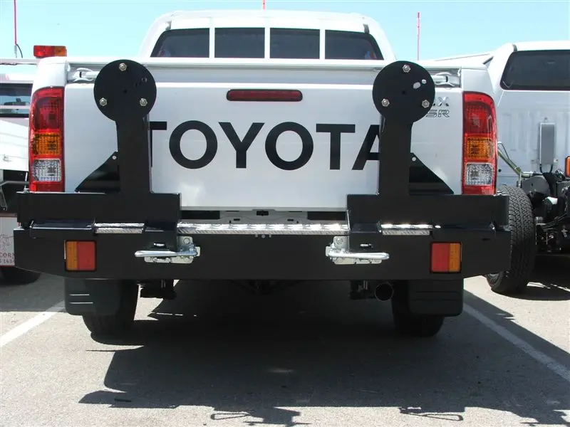 Toyota Hilux (1997-2005) 4Wd Outback Accessories Rear Bar (Sku: Twchlx) 1