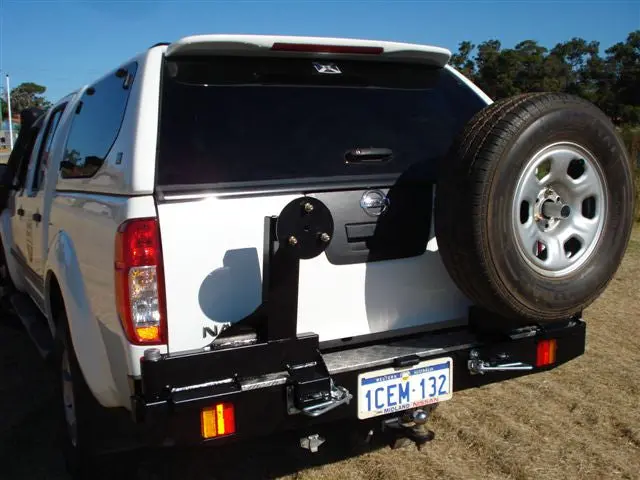 Nissan Navara (2005-2015) D40 4Wd Well Body Outback Accessories Rear Bar (Sku: Twcnav2) 1