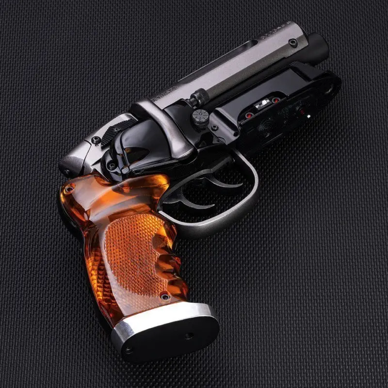 Bladerunner (1982): Deckard's Tomenosuke Blaster Limited Edition Airsoft Replica 1