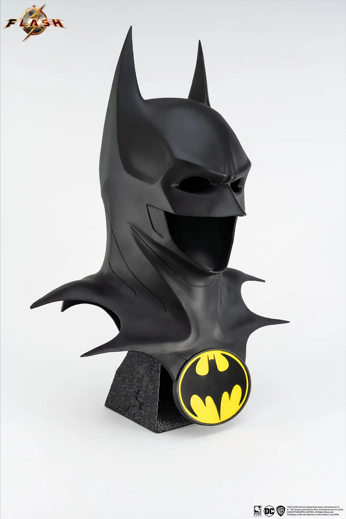 Dc The Flash: Batman 1:1 Scale Cowl Replica 2