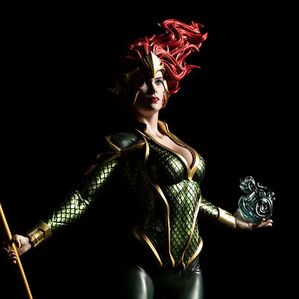 Dc Comics: Mera Rebirth + Bonus Plaque 1