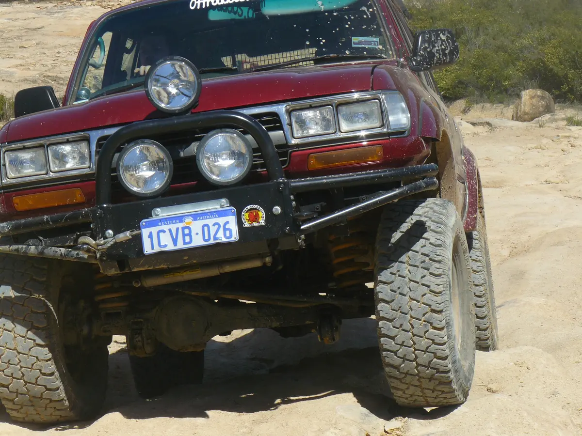 Toyota Landcruiser 80 Series (1990-1998) Xrox Bullbar (Sku: Xr80) 2