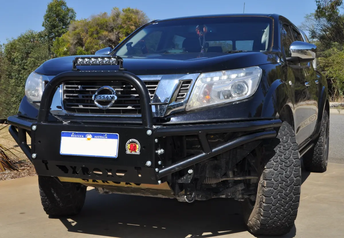 Nissan Navara (2015-2025) Np300 D23 Xrox Bullbar (Sku: Xrnav4) 1
