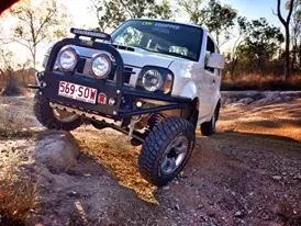 Sukuzi Jimny (1998-2012) Sierra - No Bonnet Scoop Xrox Bullbar (Sku: Xrsj) 1