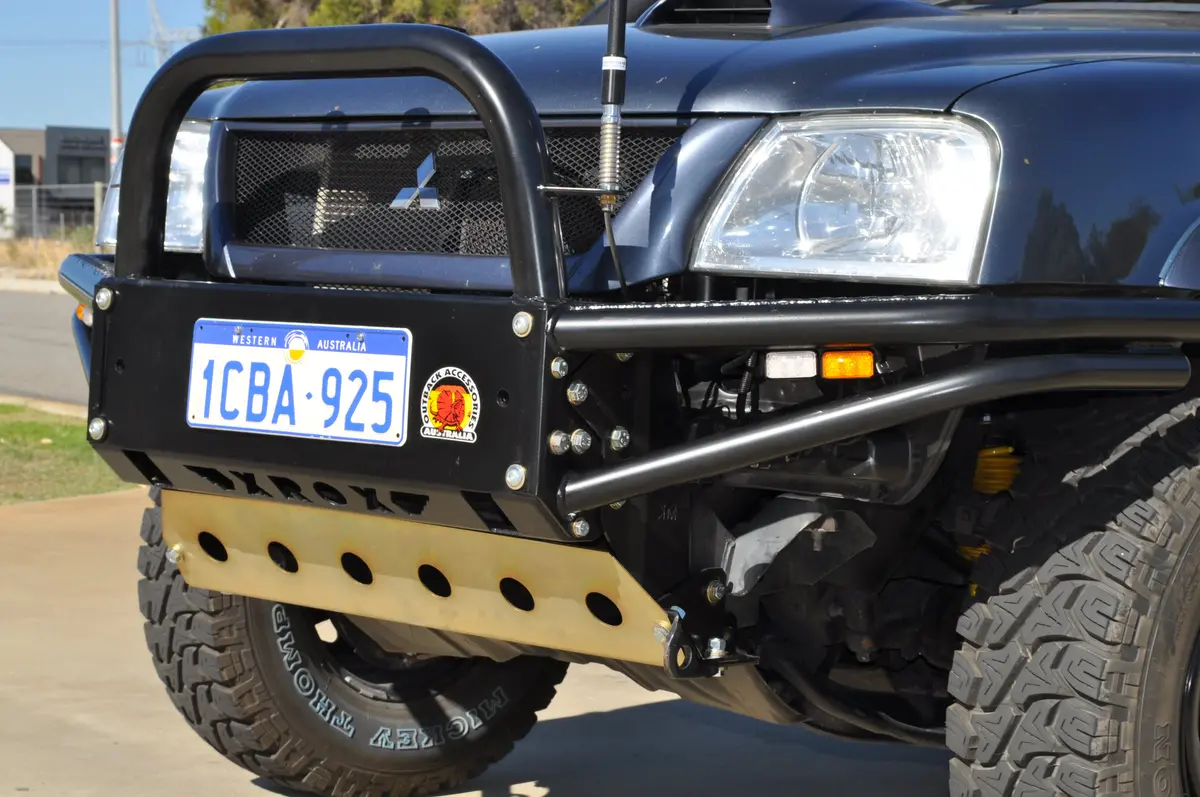 Mitsubishi Triton (2001-2006) Mk Xrox Bullbar (Sku: Xrtmk) 1
