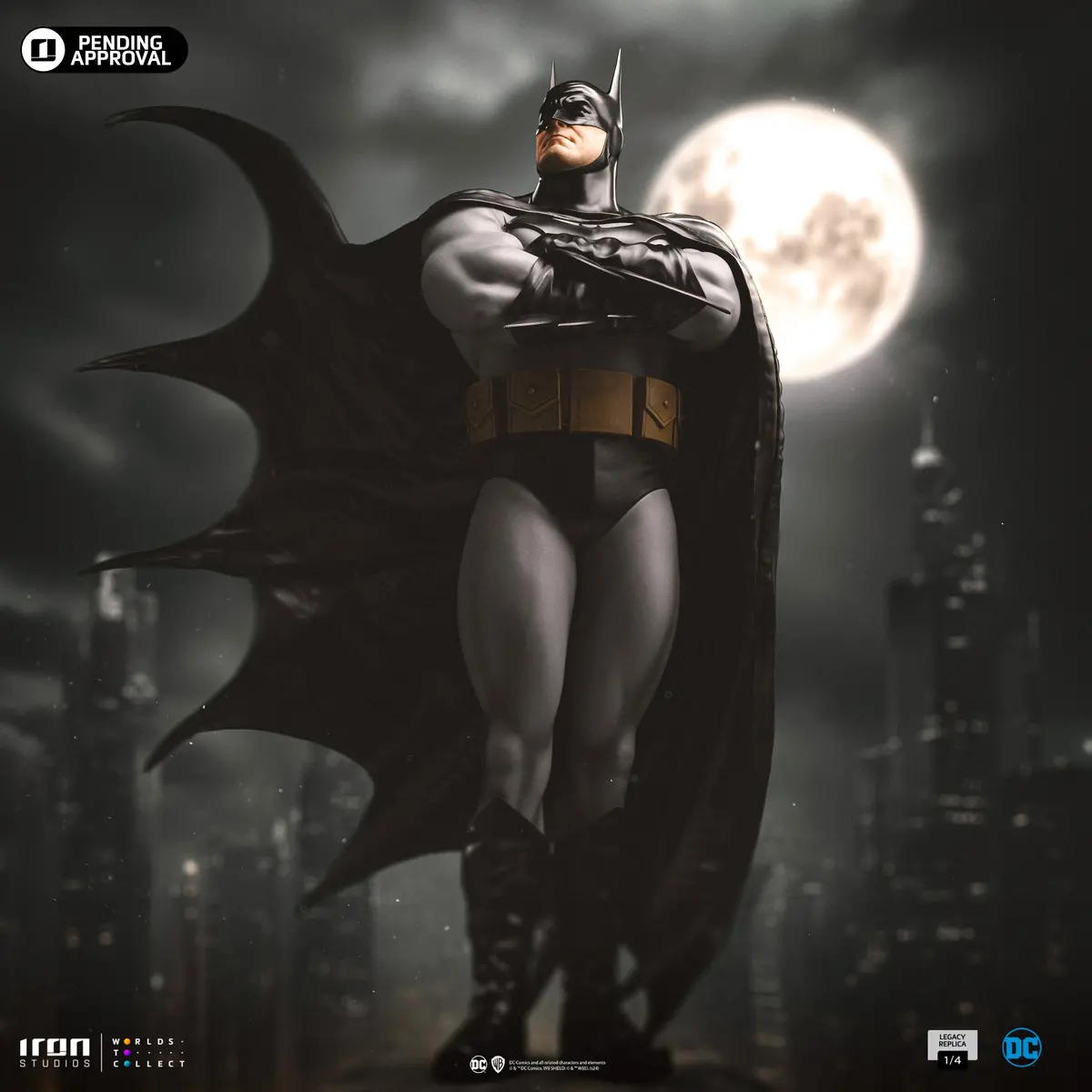Dc Comics: Batman Dc Trinity Legacy Replica (Pre-Order) 1