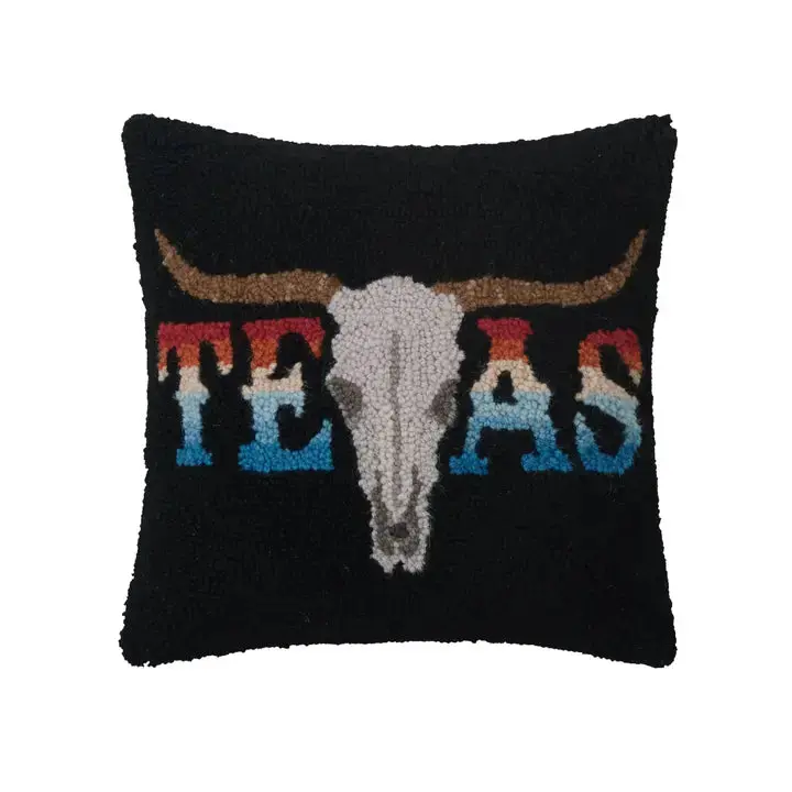Longhorn Skull Texas Hook Pillow 1