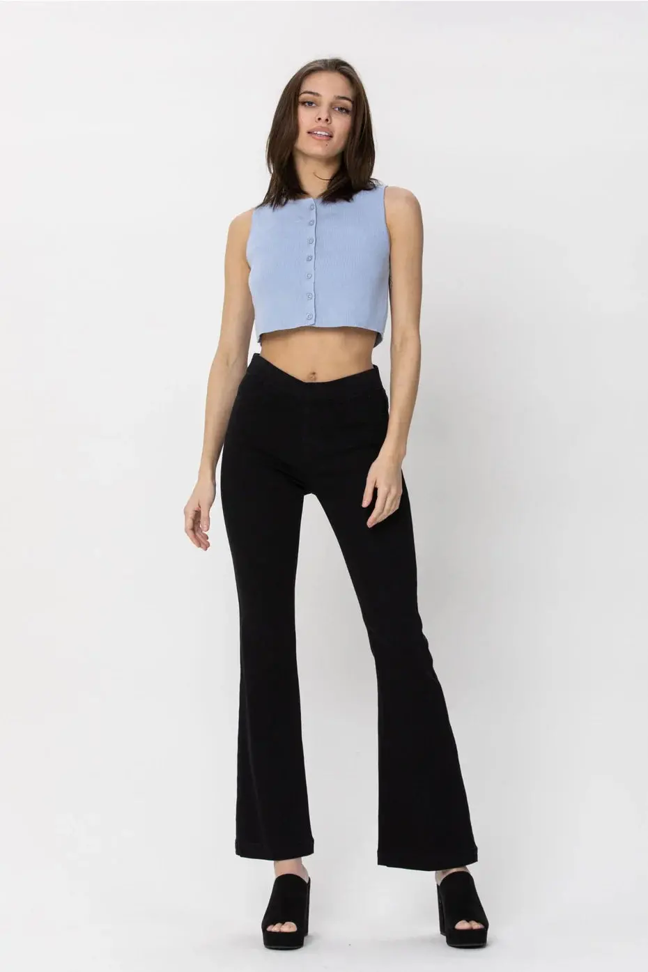 Black Mid Rise Petite Flare Jegging 1