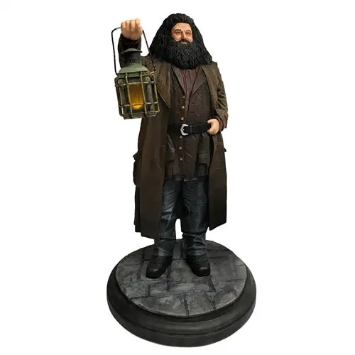 Hagrid Premium Motion Statue 1