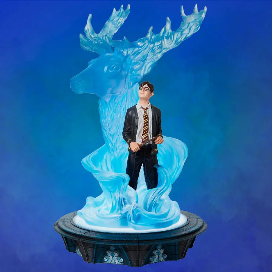 Harry Potter: Harry & Light Up Patronus (Pre-Order) 1