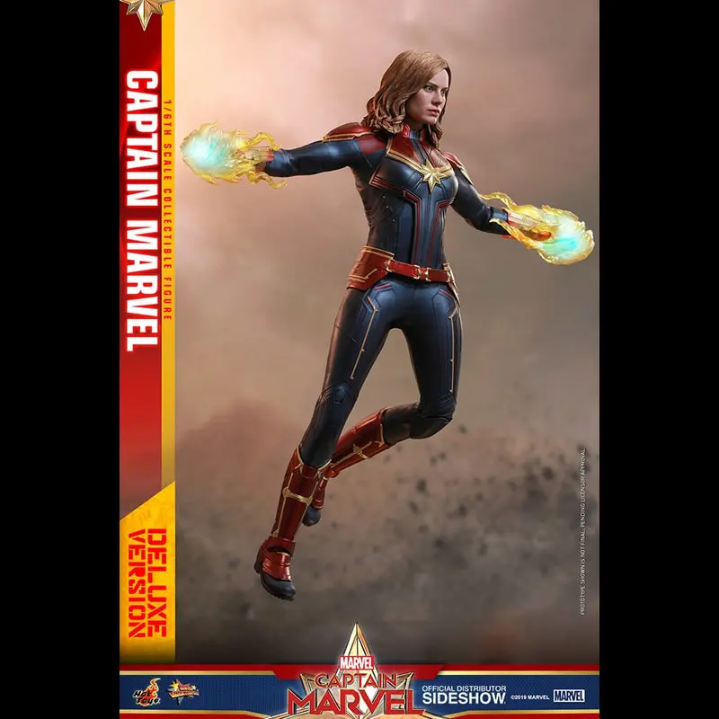 Marvel Avengers Infinity War: Captain Marvel Deluxe Version 1