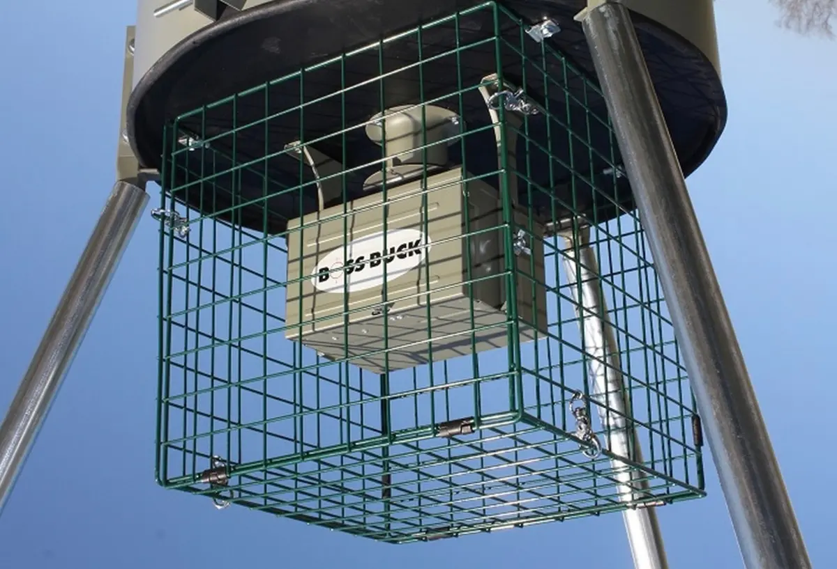 Boss Buck Universal Square Varmint Cage 1
