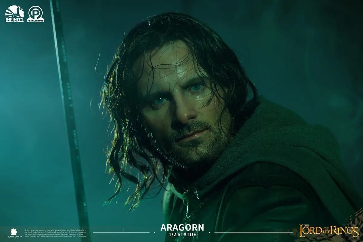The Lord Of The Rings: Aragorn Half-Scale Statue 1