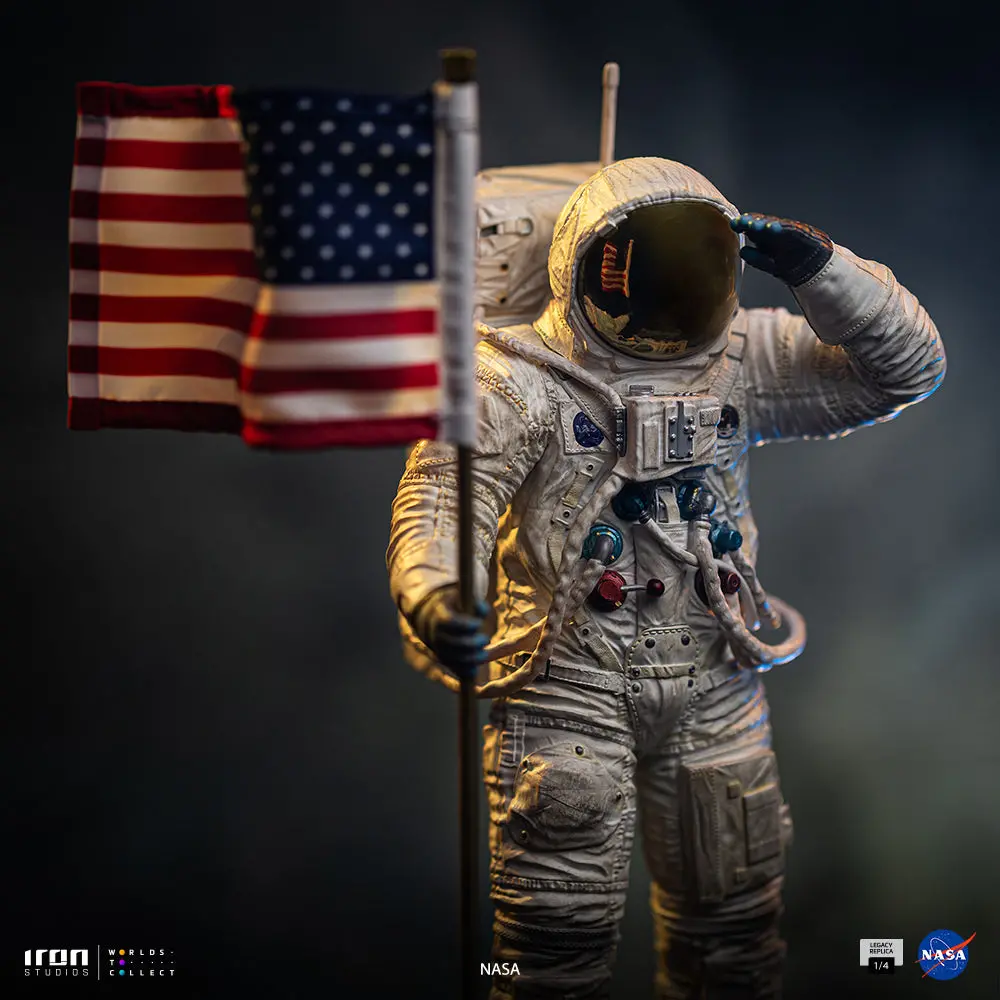 Nasa: Apollo 11 Astronaut 1/4 Scale 1