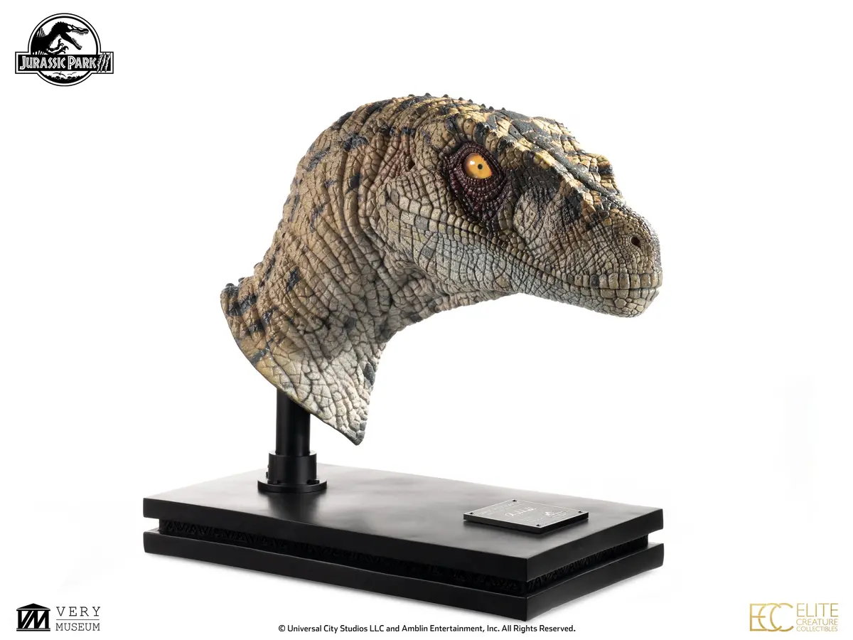 Jurassic Park Iii (2001): Female Velociraptor White Queen Bust 1