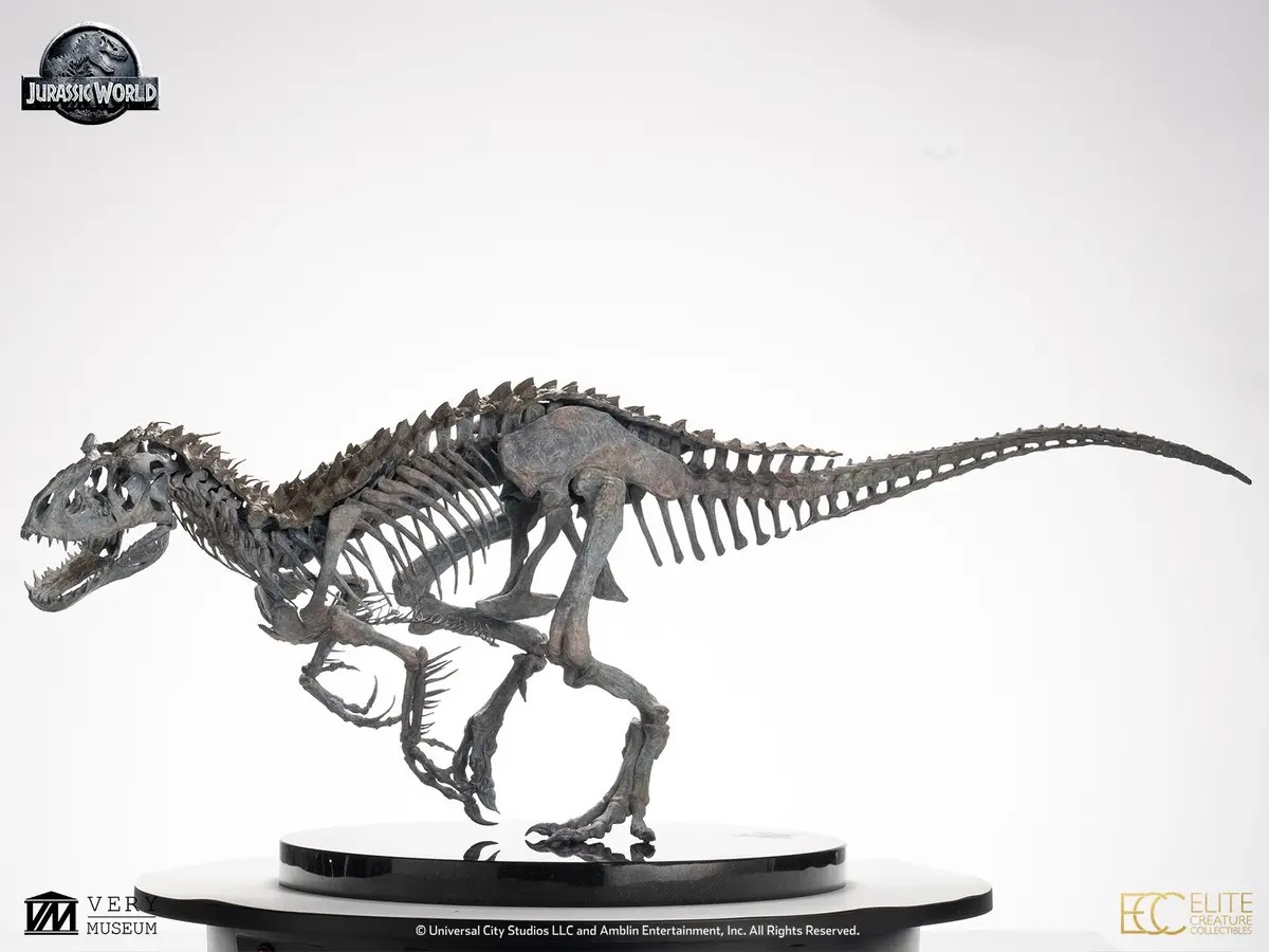 Jurassic World Fallen Kingdom (2018): Indominus Rex Skeleton Bronze 1