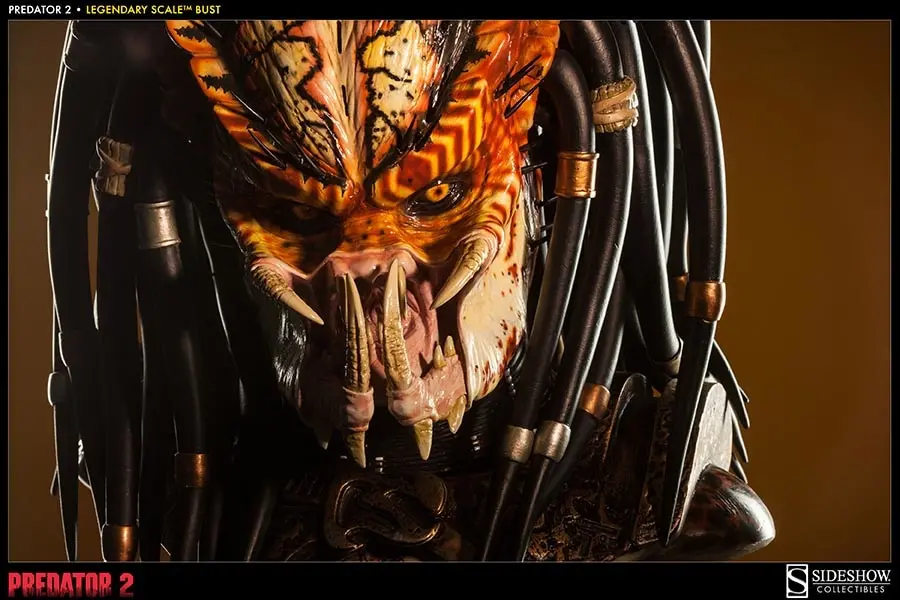Predator 2: Legendary Scale Predator Bust 1