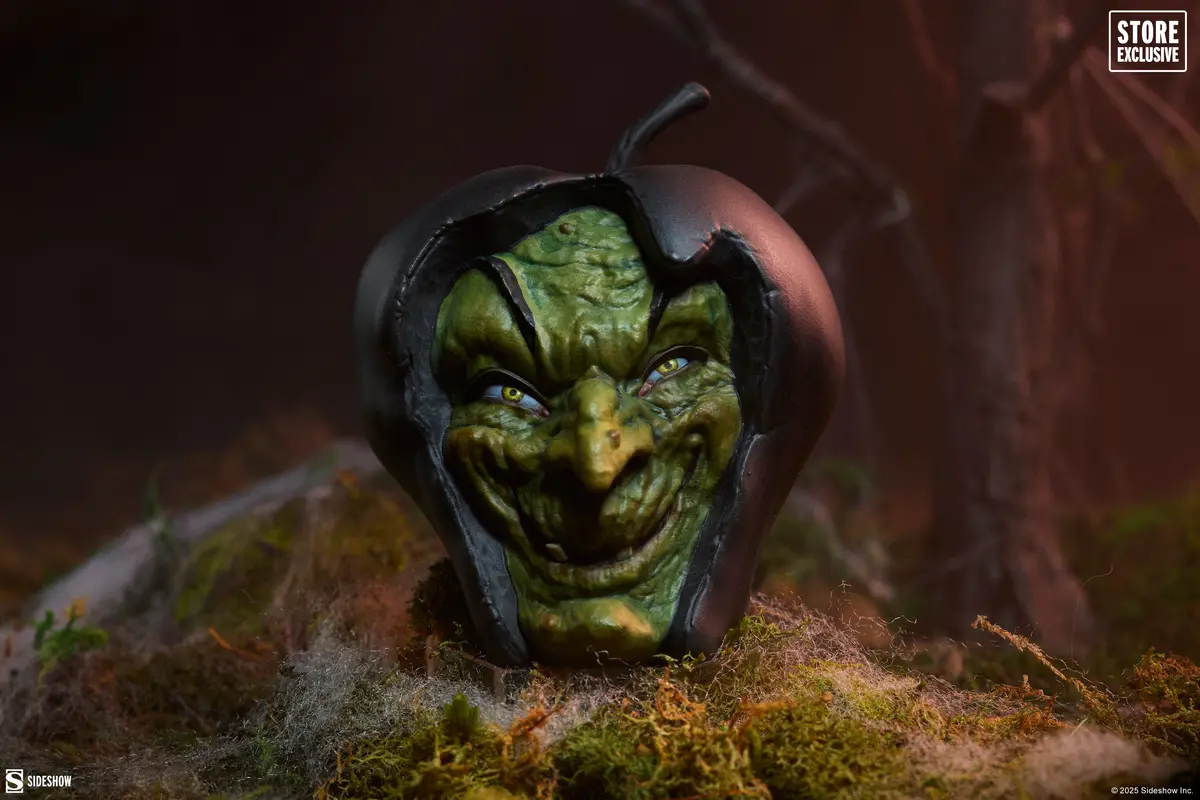 Sideshow Originals: Witch Apple Green Variant Exclusive 1